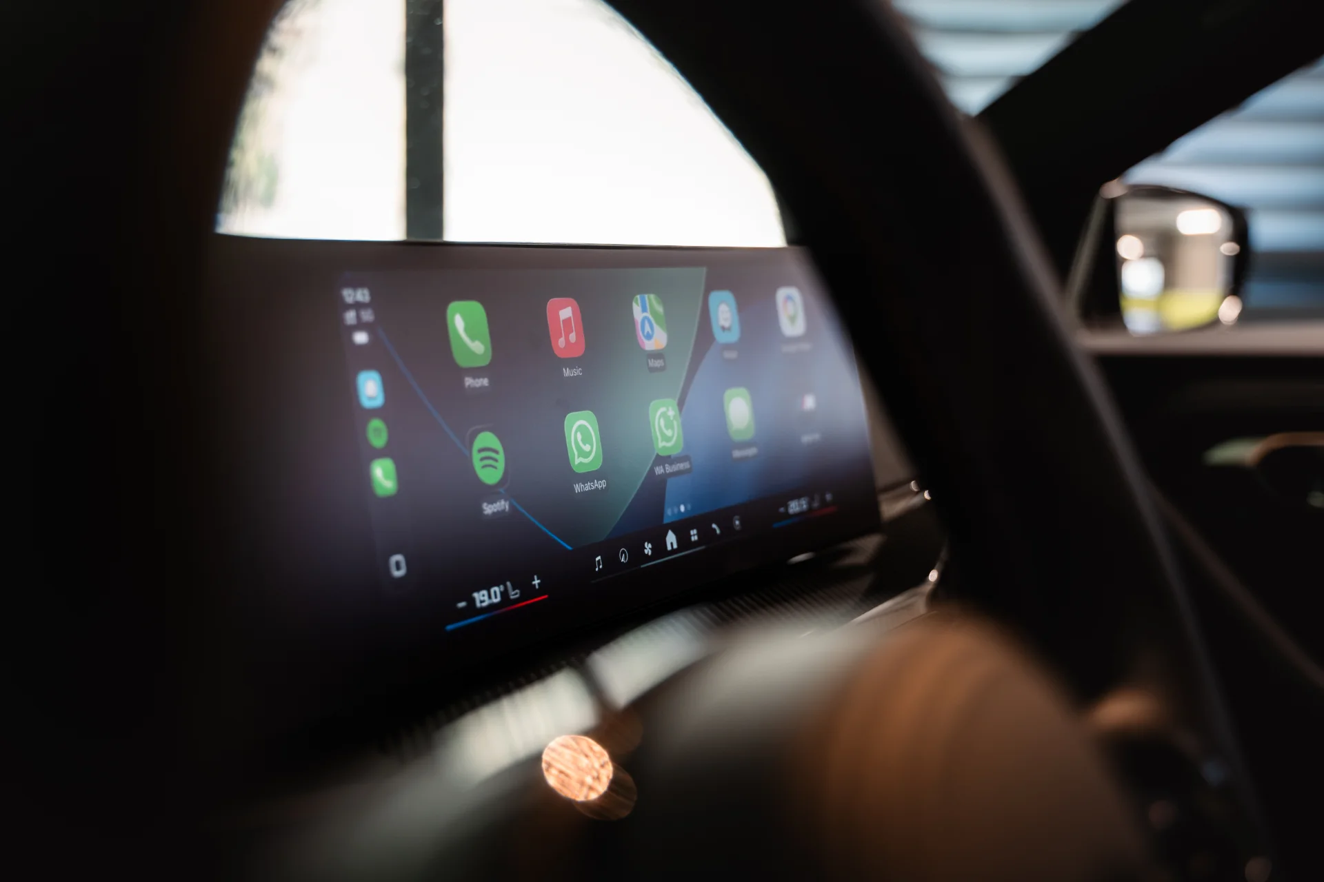 BMW M2 Coupe interior photo 90