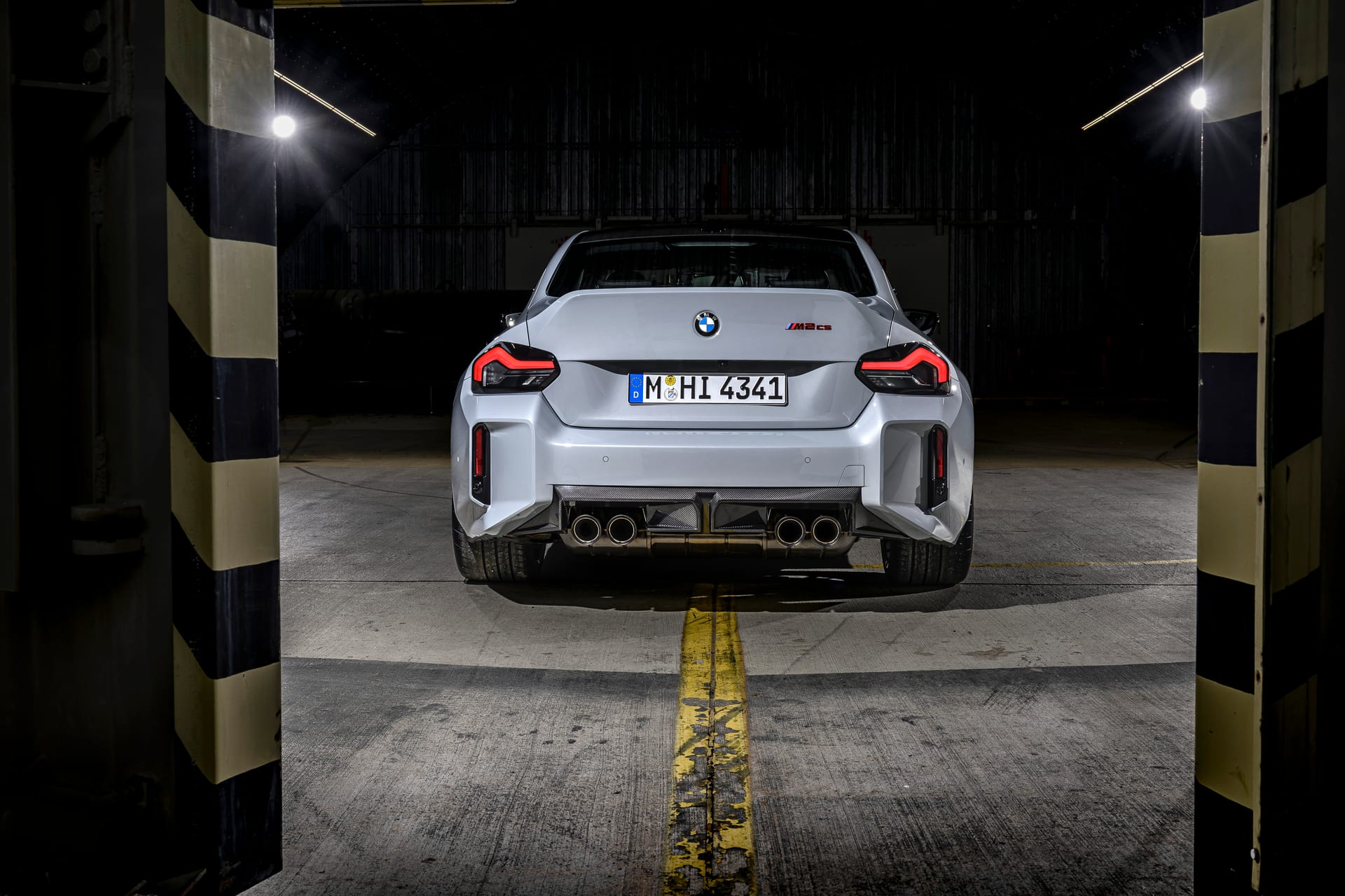 BMW M2 CS motor foto 25