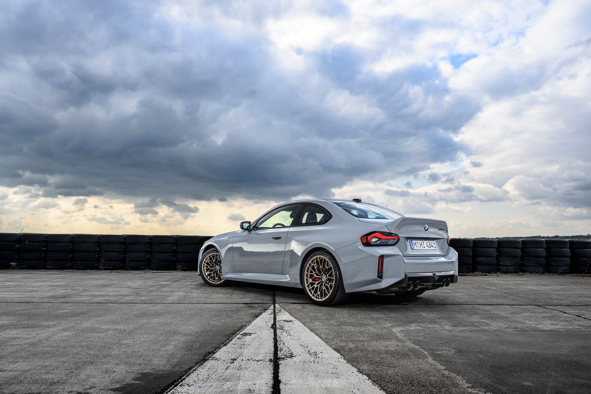 BMW M2 CS motor foto 31
